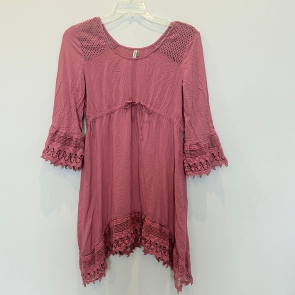 Monoreno Dusty Rose Lace Mini Dress Sz L Bohemian Crocheted Bell Sleeve AY